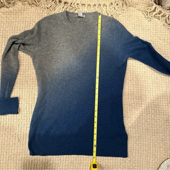 HAYDEN WOMENS SWEATHER
100% CASHMERE COLORFUL XS
TINY HOLE SLEEVE LONG SLEEVE - Picture 4 of 7